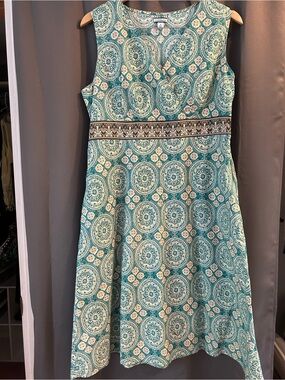 Women’s 16 teal/brown dress